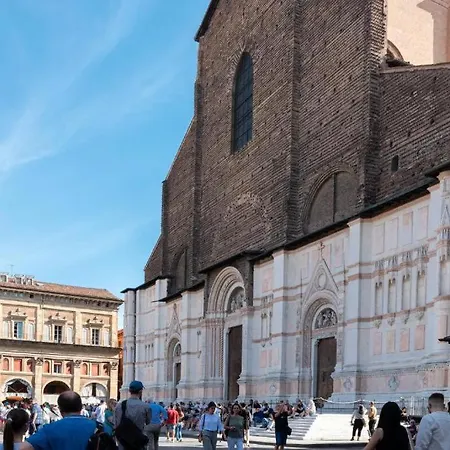 Piazza Maggiore And -bedinbolognacentro Luxuryh Pensión